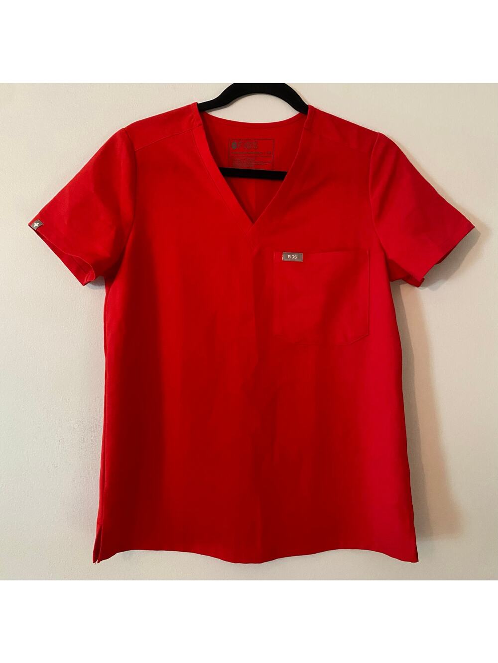 FIGS Pop Red Catarina One Pocket Scrub Top Uniform Nurse Dr Women's size XS